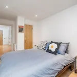 Spacious One Bed Apartment In Shoreditch